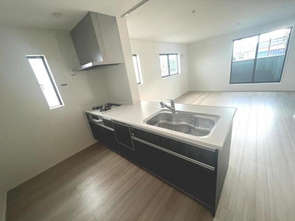 さいたま市南区太田窪 戸建 キッチン