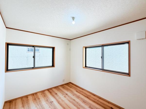 横須賀市浜見台２丁目 中古戸建 洋室