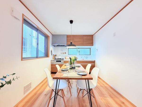 横須賀市浜見台２丁目 中古戸建 ダイニング