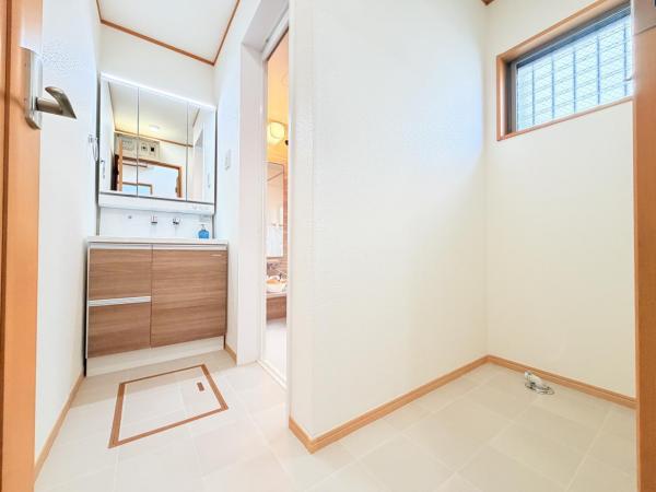 横須賀市浜見台２丁目 中古戸建 脱衣所