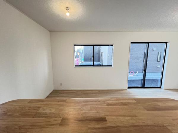 南埼玉郡宮代町百間１丁目 戸建 リビングダイニング