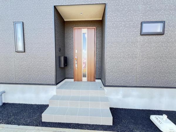 南埼玉郡宮代町百間１丁目 戸建 玄関