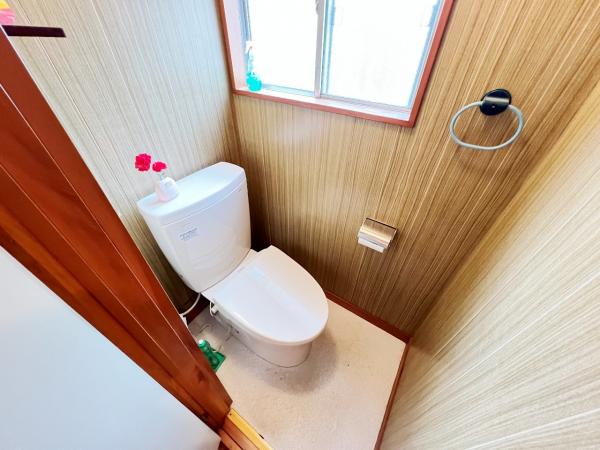 南足柄市沼田 中古戸建 トイレ