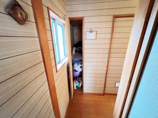 南足柄市沼田 中古戸建 収納
