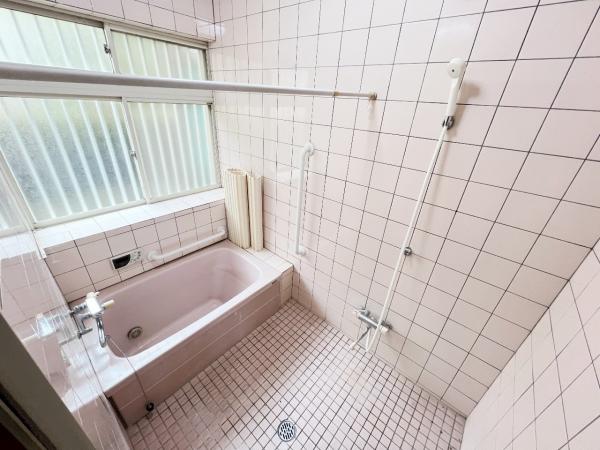 南足柄市沼田 中古戸建 浴室