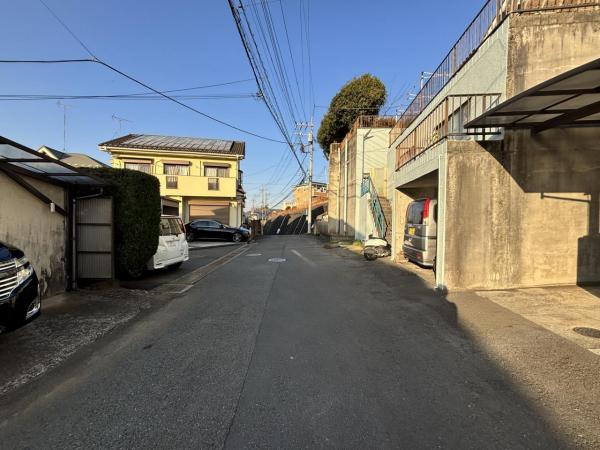 町田市山崎町 中古 前面道路含む現地写真
