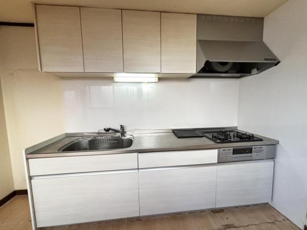 町田市山崎町 中古 キッチン