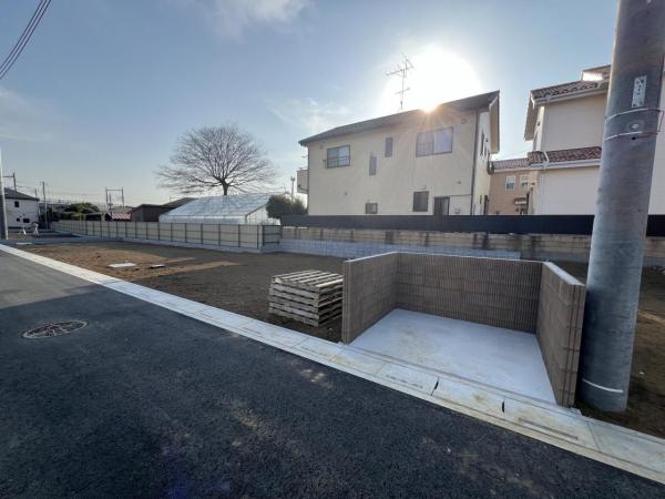 伊奈町大字小室 建築条件無し売地 現地土地写真