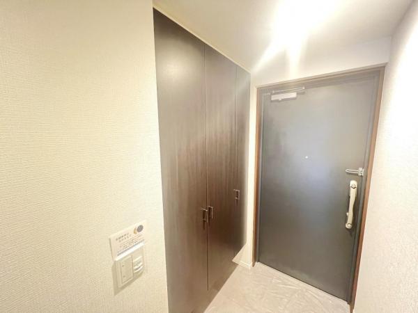 オーベル柏の葉ヒルズ壱番館 玄関