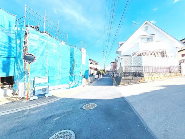 横浜旭区金が谷2丁目25ー1期 前面道路含む現地写真