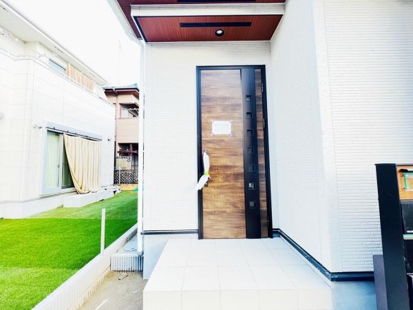 相模原市南区麻溝台7丁目 玄関