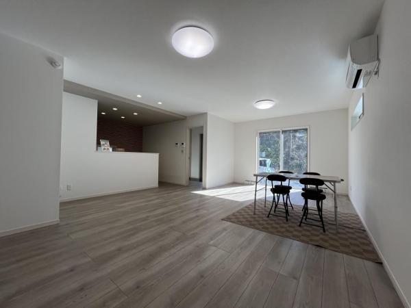 宇都宮市宮原１丁目  戸建 リビング