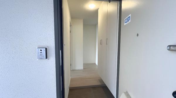 磯子レインボーハイツ3ー5号棟 玄関