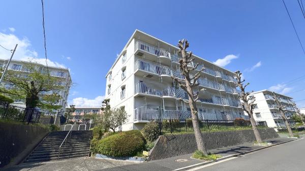 磯子レインボーハイツ3ー5号棟 外観写真