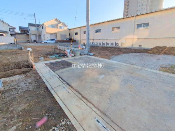 三郷市早稲田8丁目 