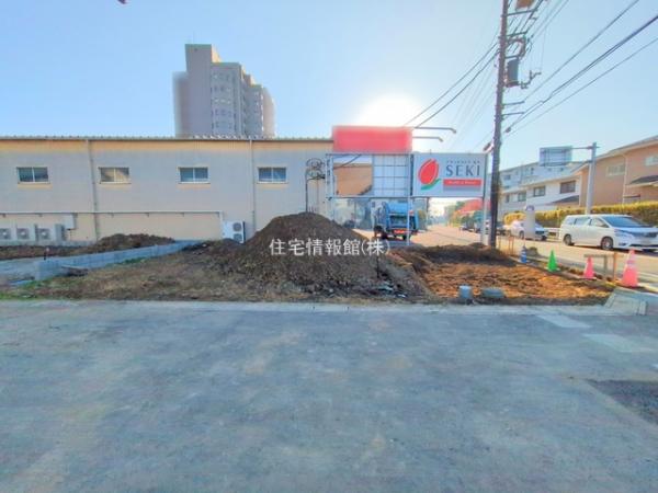 三郷市早稲田8丁目 
