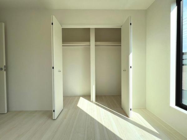 春日部市新宿新田3期2棟 収納