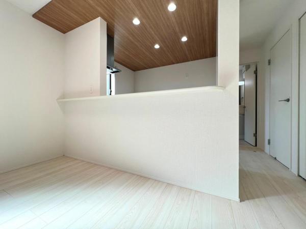 春日部市新宿新田3期2棟 ダイニングキッチン