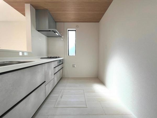 春日部市新宿新田3期2棟 キッチン