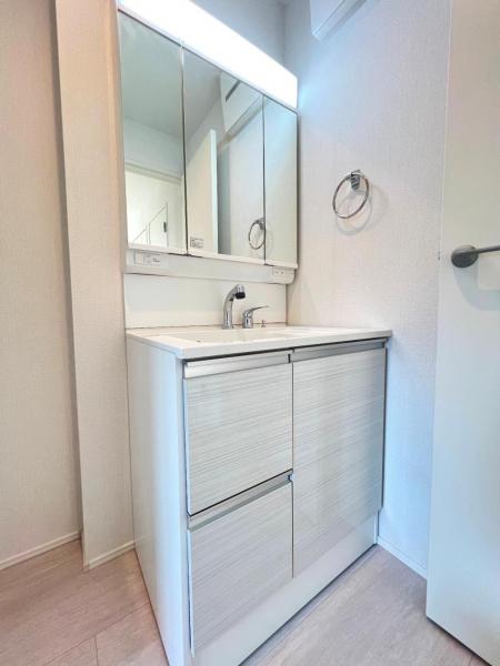 春日部市新宿新田3期2棟 洗面化粧台
