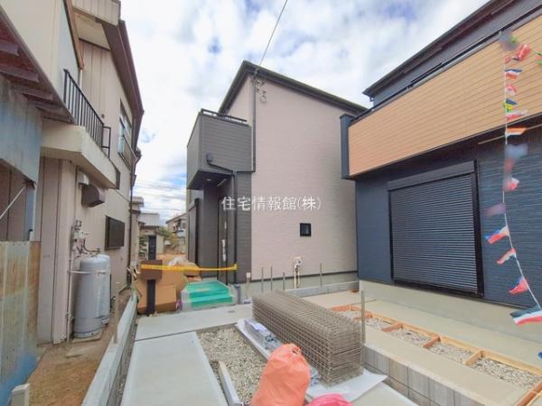 春日部市新宿新田3期2棟 