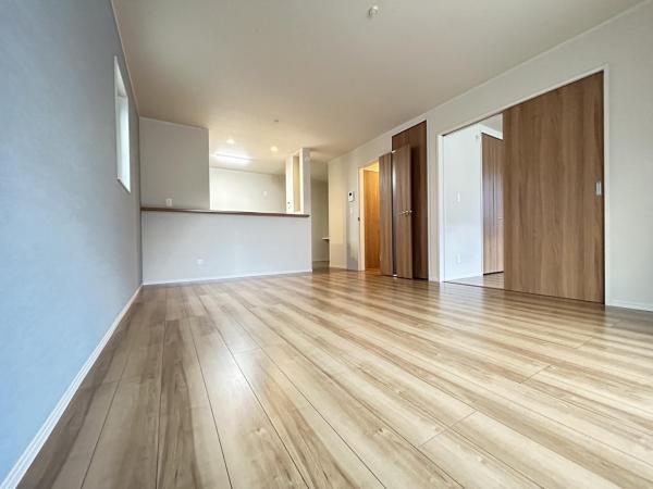 川越市大字寺尾 中古戸建 リビング