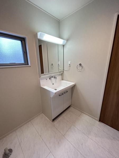 川越市大字寺尾 中古戸建 洗面化粧台