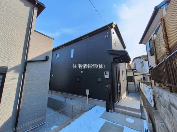 新築戸建 神奈川県川崎市高津区千年304-1 JR南武線武蔵新城駅 4,880万円