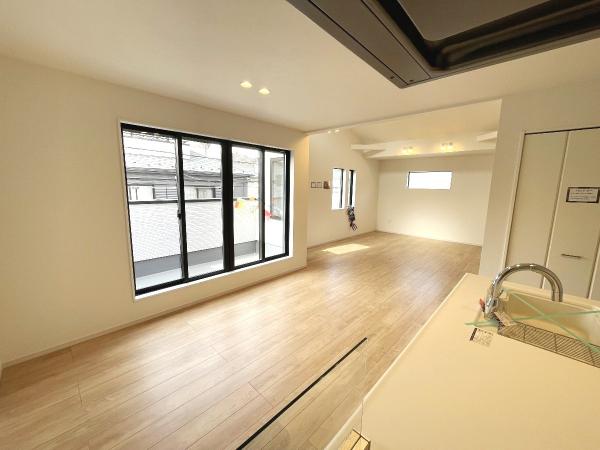 新築戸建 さいたま市南区神明２丁目 JR京浜東北線南浦和駅 8,499万円