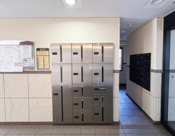 エンゼルハイムいずみ中央 宅配ボックス