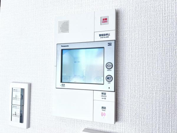 クレッセントグランコート TVモニター付きインターフォン