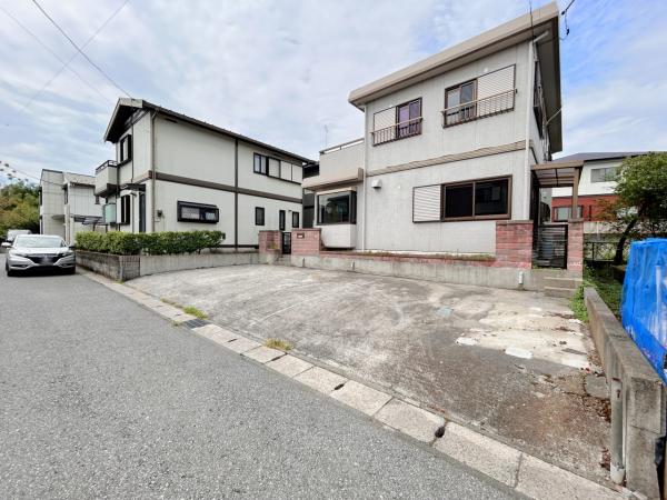宇都宮市御幸ケ原町 中古戸建 駐車場