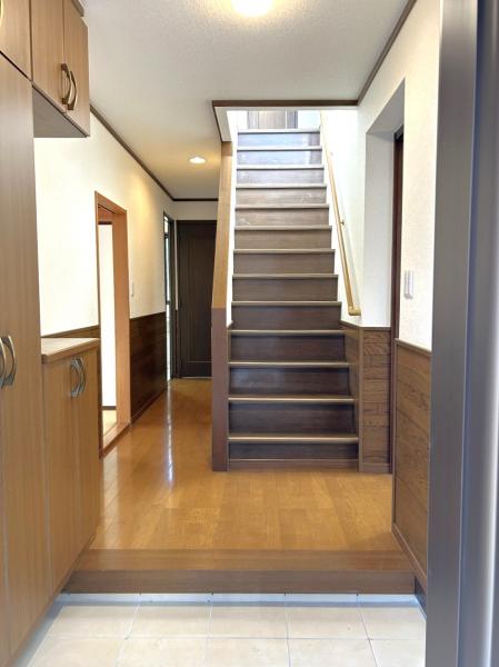 宇都宮市御幸ケ原町 中古戸建 玄関