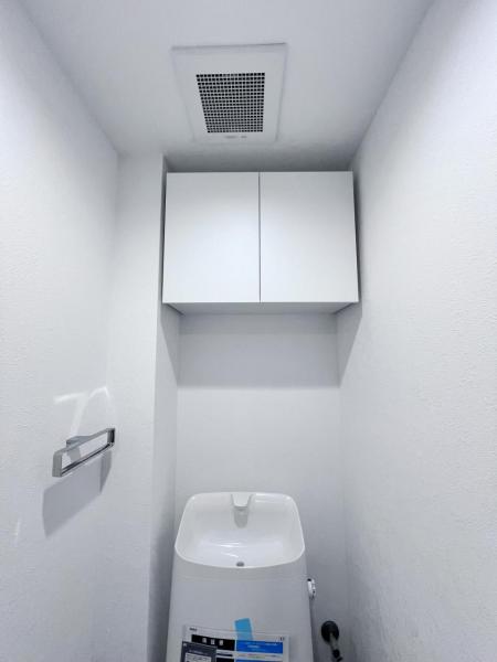 リズ東林間 収納