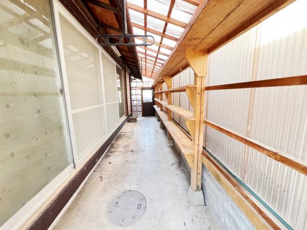 小田原市千代 中古戸建 ランドリースペース