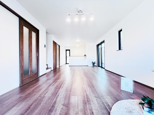 新築戸建 平塚市西八幡４丁目 JR東海道本線(東京〜熱海)平塚駅 4,250万円