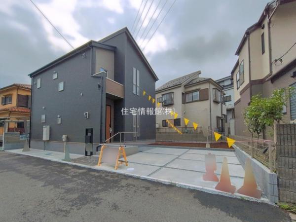 草加市新里町 
