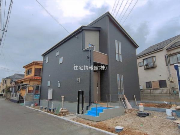 草加市新里町 
