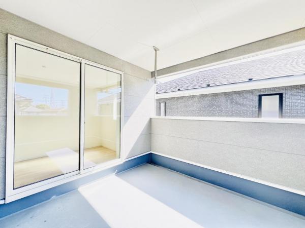 千葉市中央区蘇我３丁目 戸建 バルコニー