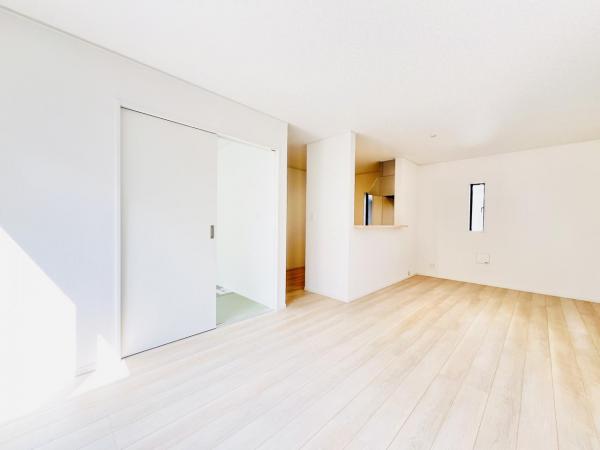 千葉市中央区蘇我３丁目 戸建 ダイニングキッチン