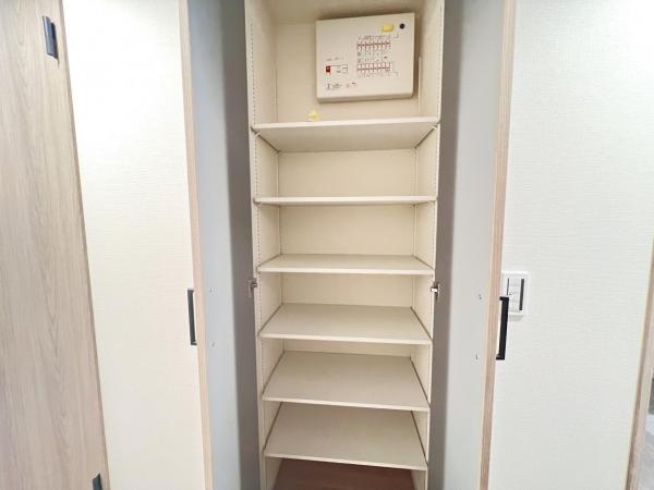 グランシティ湘南海岸2 収納