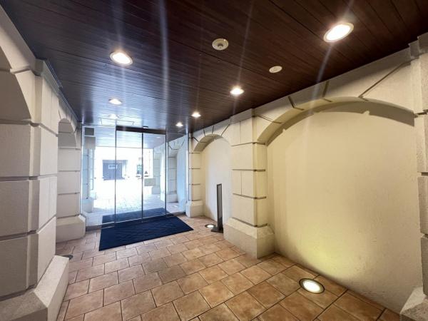 グランシティ湘南海岸2 エントランス（外）