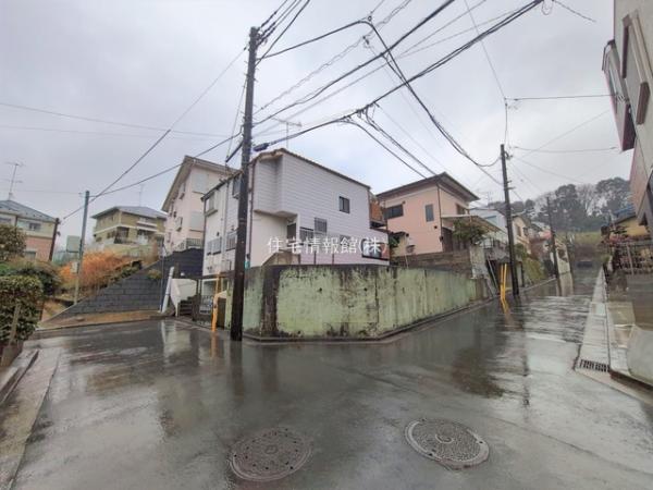 横浜市神奈川区菅田町 