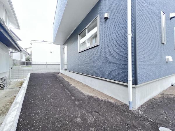 川崎市麻生区東百合丘１丁目 戸建 庭