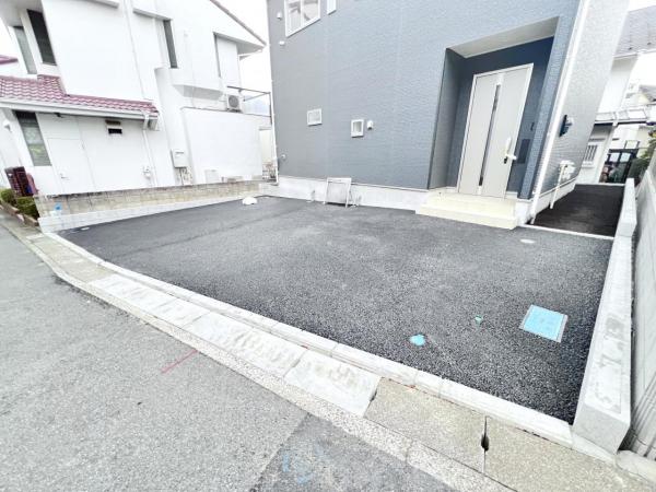 川崎市麻生区東百合丘１丁目 戸建 駐車場