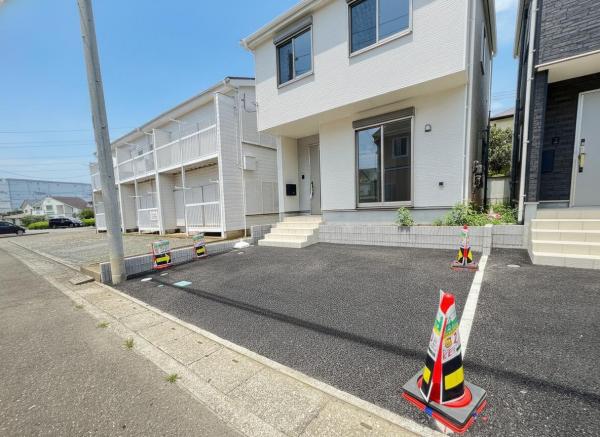 伊勢原市下落合第12　戸建 駐車場