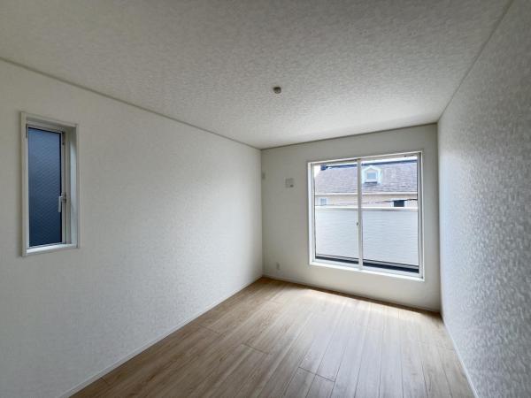 伊勢原市下落合第12　戸建 洋室