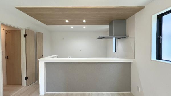 横浜市桂台西4期1棟 ダイニングキッチン