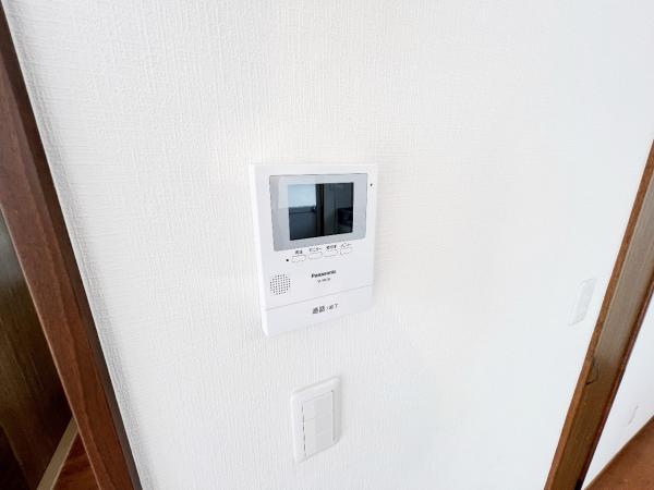 南足柄市福泉 中古戸建 TVモニター付きインターフォン