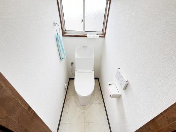 南足柄市福泉 中古戸建 トイレ